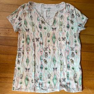 Cotton shirt with button detail